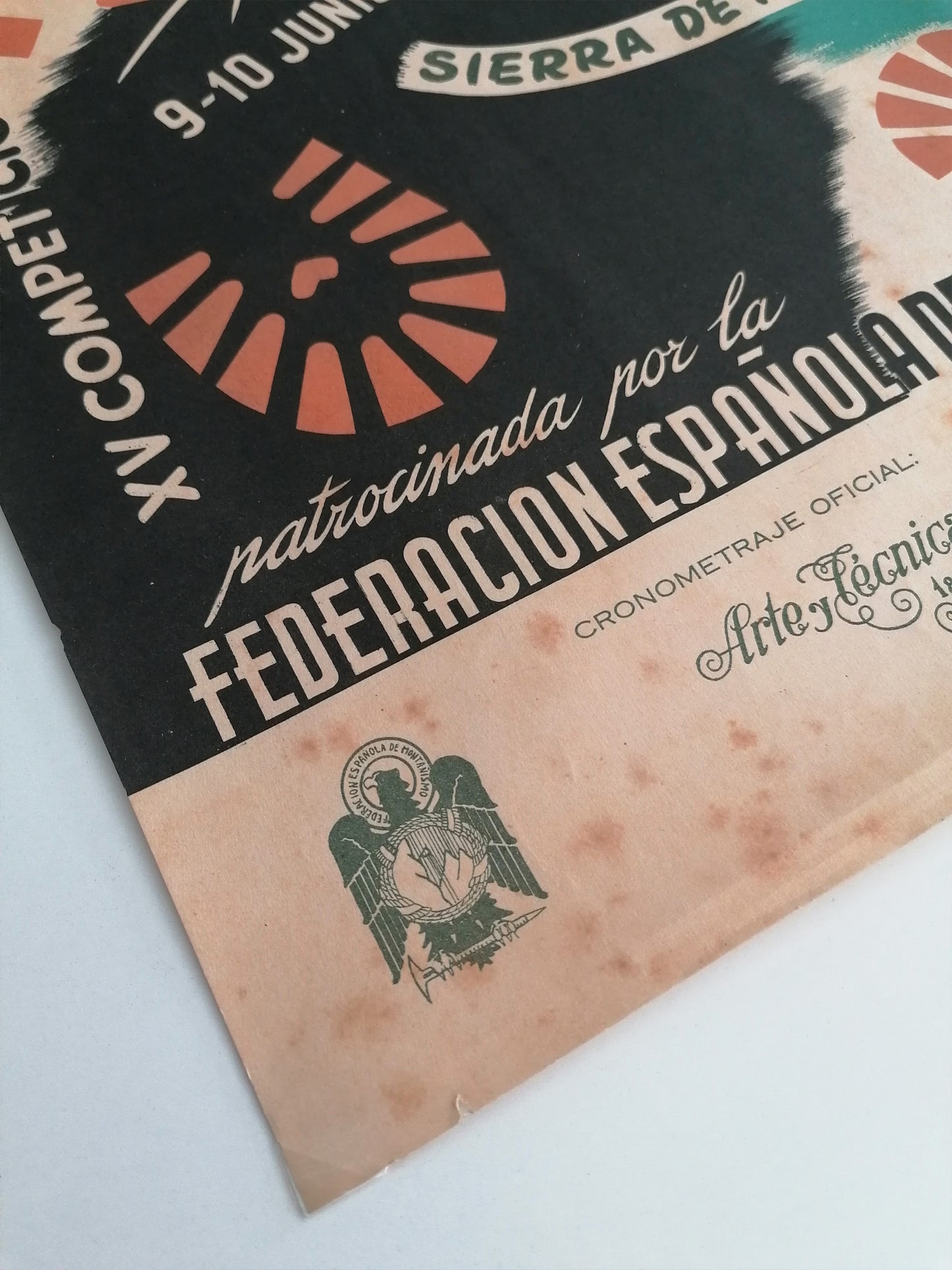 1957 Club Excursionista Pirenaico Antique Poster