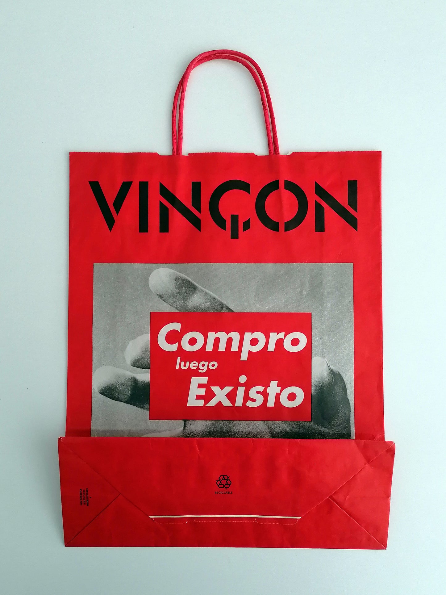 1995 Barbara Kruger " I Shop therefore I am " Paper Bag